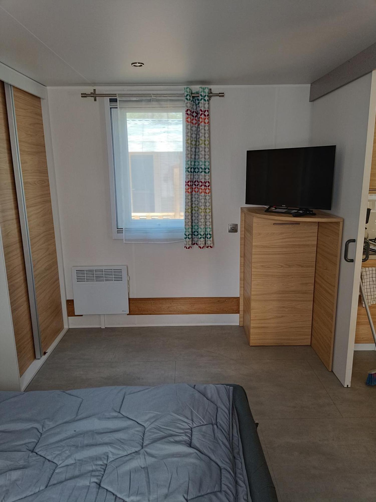 Campsite Mobil'home Pmr Sous Les Pins ! Seignosse